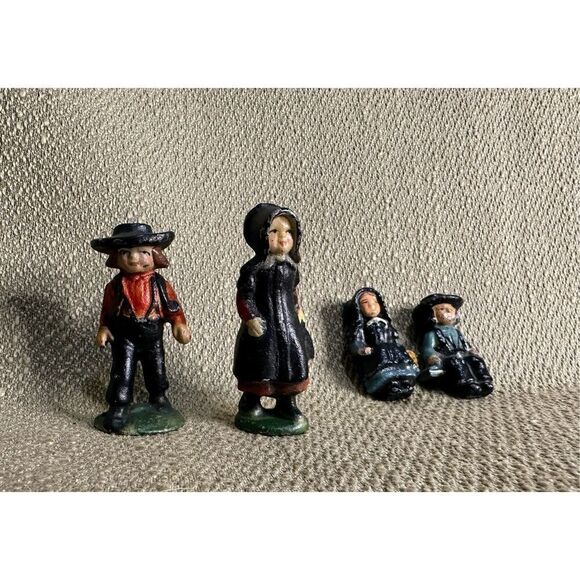 Vintage Cast Iron Amish Family Figurine Set of 4 Mini Shelf Sitters and Figures - Picture 1 of 10